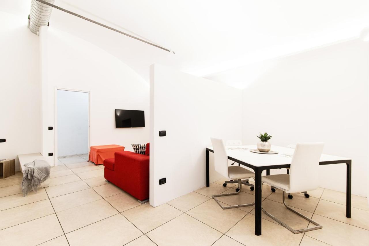 Apartmán Loft Near Duomo Como Exteriér fotografie