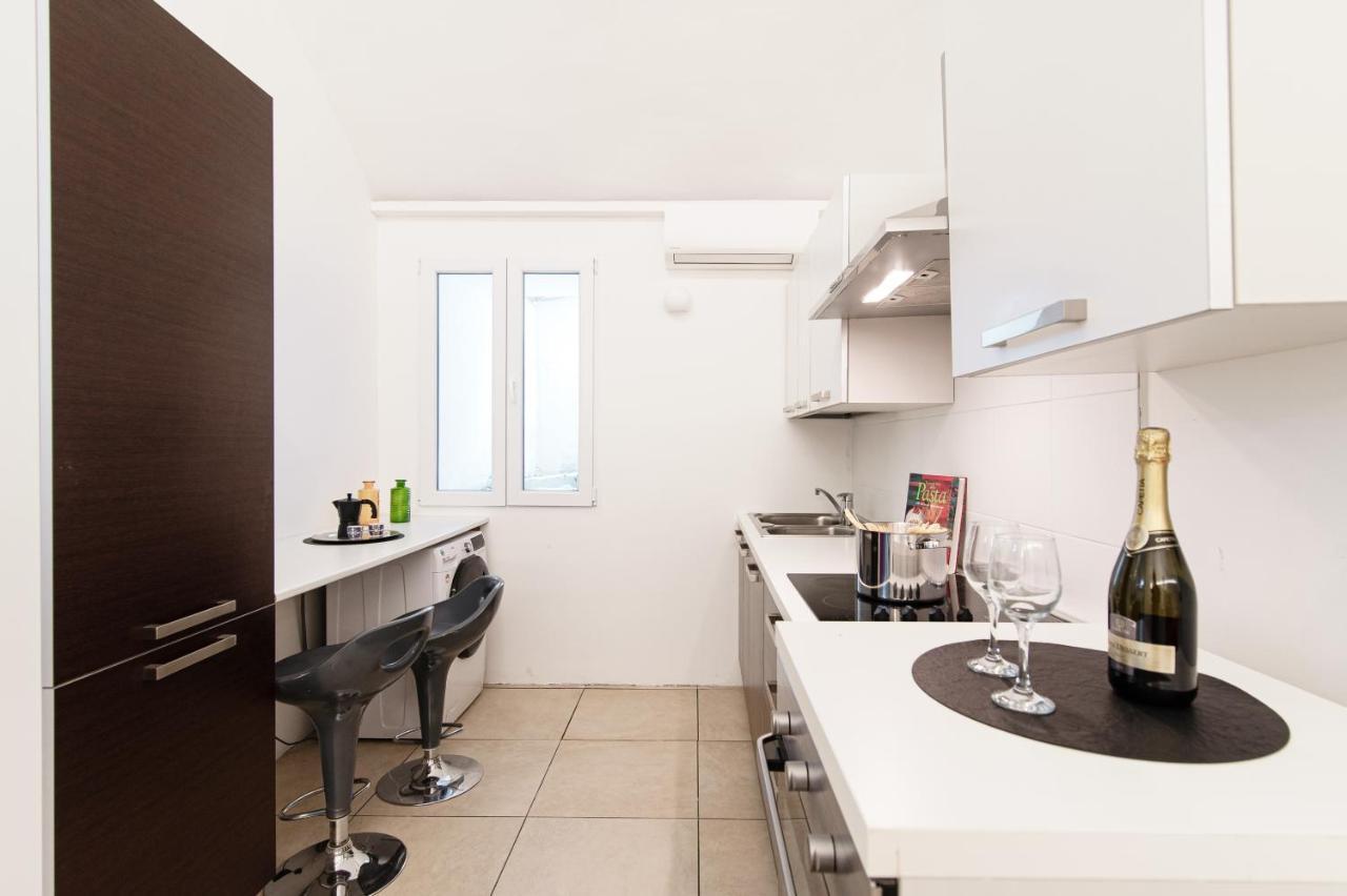 Apartmán Loft Near Duomo Como Exteriér fotografie